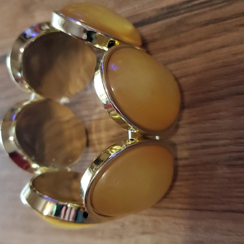 Yellow glitter silver plastic bracelet